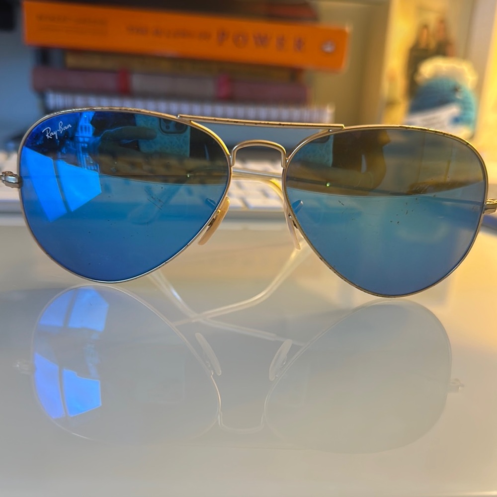 Ray-Ban Aviator Sunglasses with Sky Blue Lenses and Gold Frame